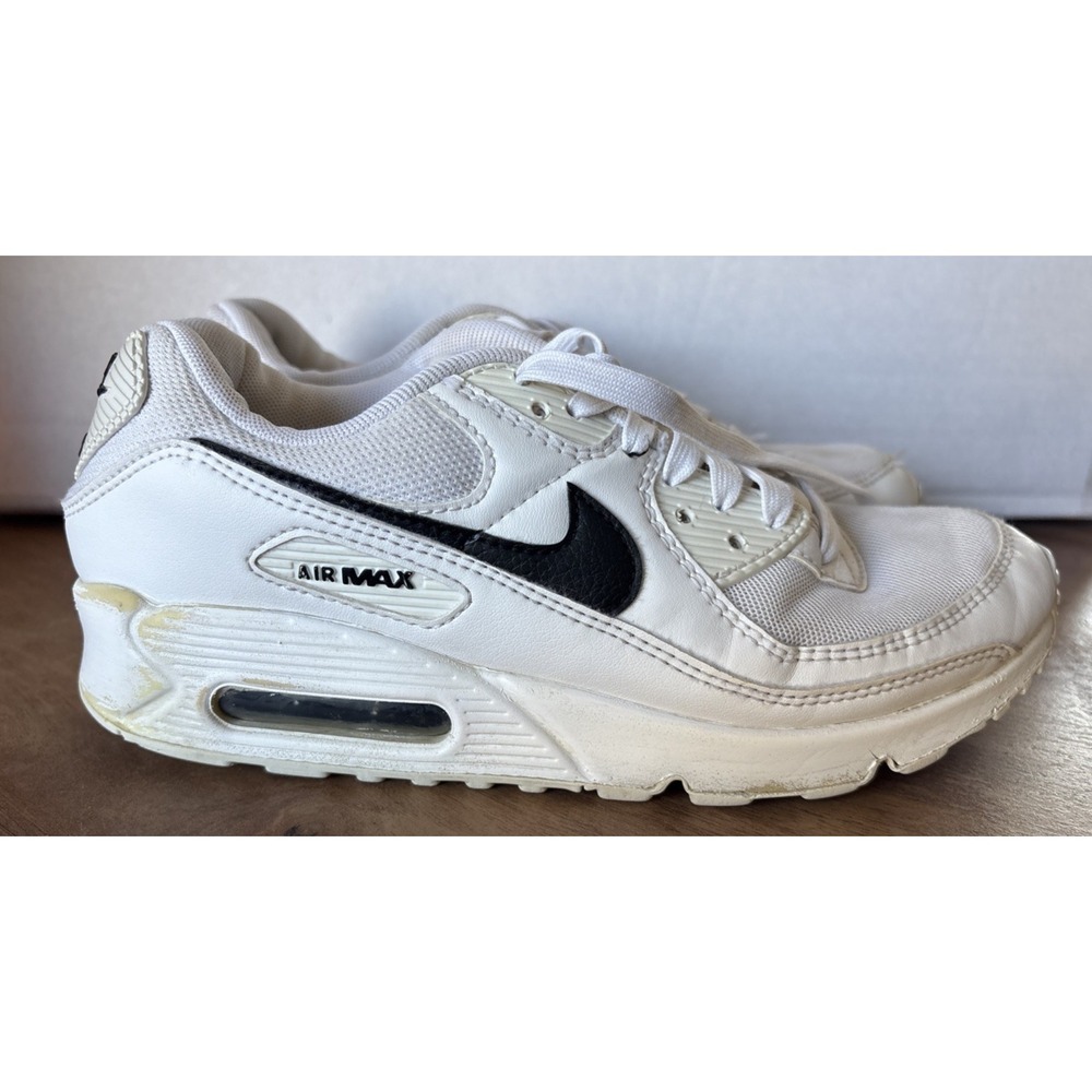 Nike Air Max 90 Womens Shoes Size 7.5 White Black DH8010-101